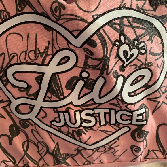 Justice Overnight/Weekender Medium Duffle Bag - Picture 5 of 12